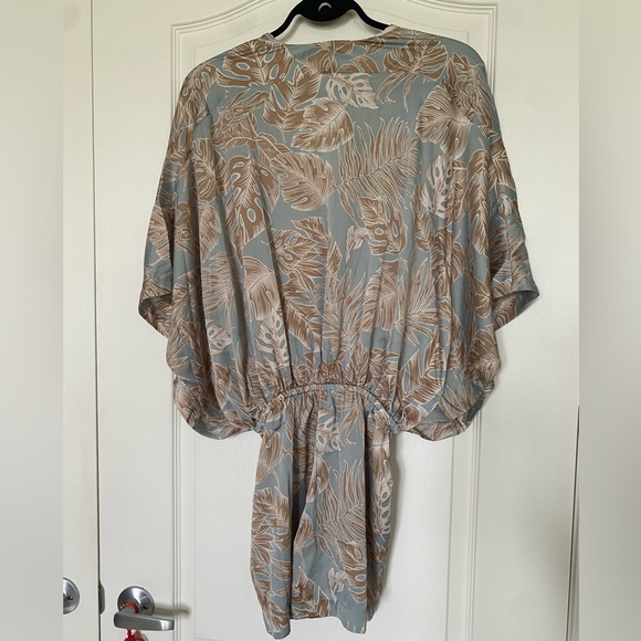 Fashion Nova Top/Dress with Leaf Pattern Size S - Picture 4 of 7